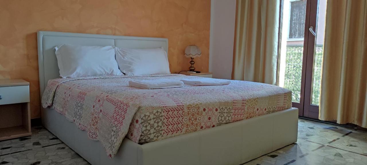 Bed and Breakfast The Caponi Bros Местре Екстер'єр фото
