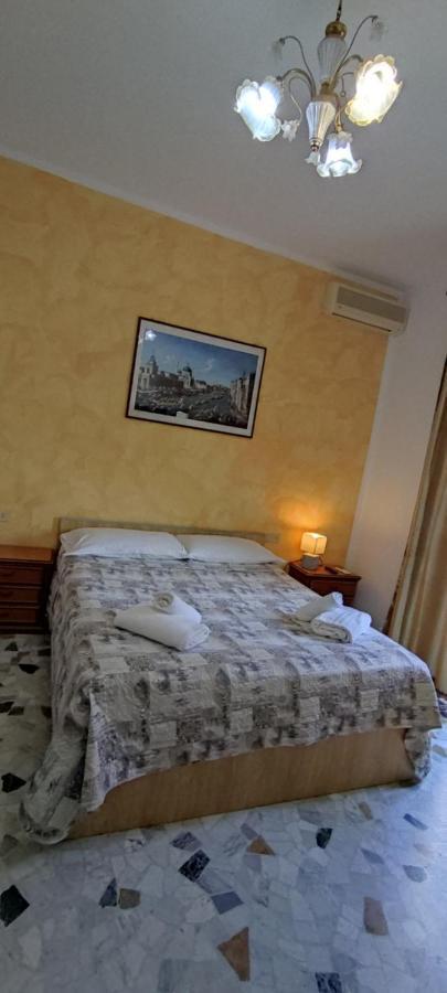 Bed and Breakfast The Caponi Bros Местре Екстер'єр фото
